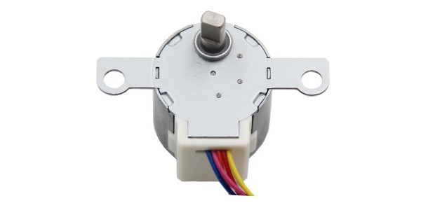 風扇搖頭為什么要用24BYJ步進電機